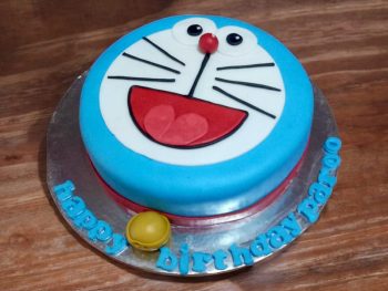 doraemon-bell-theme-birthday-cake