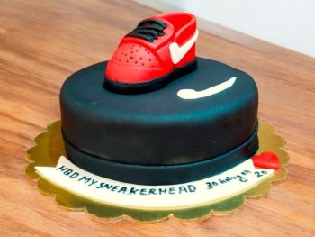 red-sneaker-celebration-cake