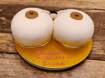 cheeky-boobs-design-cake