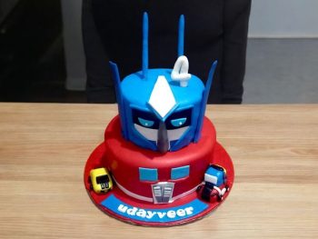 transformers-robot-theme-cake