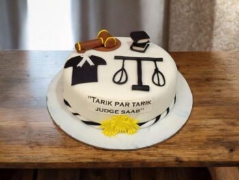 judge-saab-courtroom-cake