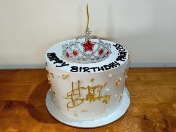 elegant-princess-crown-birthday-designer-cake