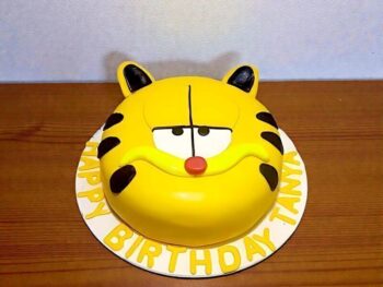 garfield-cat-face-theme-cake