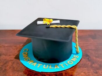 graduation-party-designer-cake