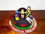 naughty-couple-romantic-theme-cake